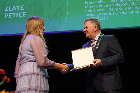 ZLATE PETICE 69 FOTO LJUBO VUKELIČ